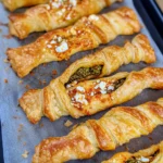 Blätterteigstangen mit Pesto & Feta